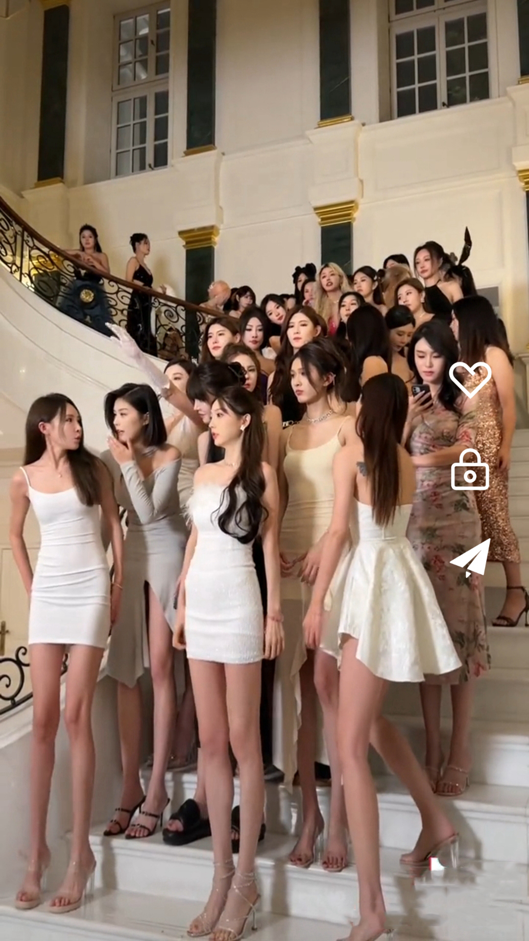 我们班的女孩们作文截图